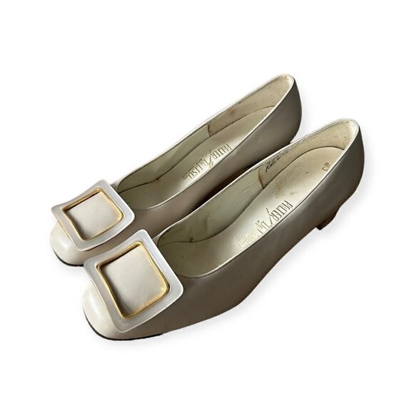 Vintage Palter DeLiso Mod Cream Leather Pumps with Buckle, Size 6 1/2B - Picture 4 of 13